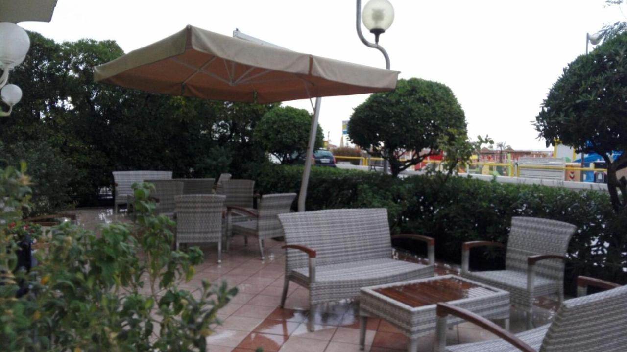 Hotel Rosati Rimini Dış mekan fotoğraf